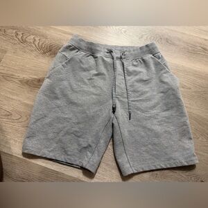 lululemon athletica Men's Light Gray Athletic Knit Shorts